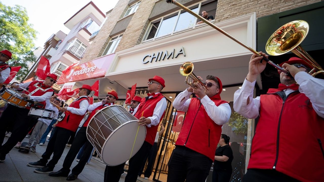 Başkentte 19 Mayıs Coşkusu: Kortej Yürüyüşü ve Gençlik Festivali