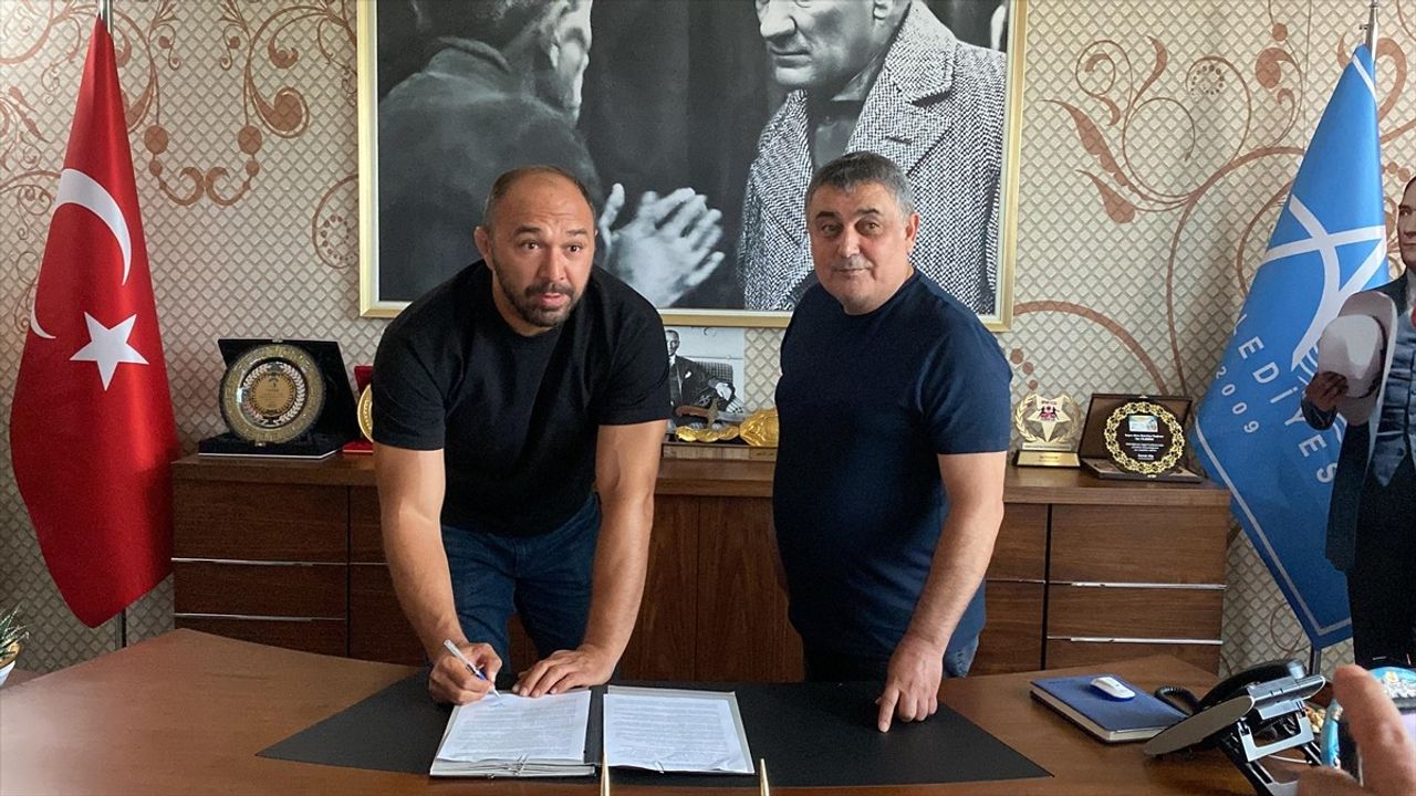 Başpehlivan Ali Gürbüz, Aksu Belediyesi ile Sözleşme İmzaladı