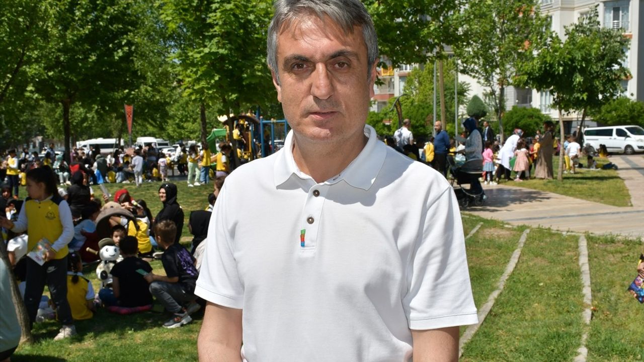 Batman'da Ailelerle Kitap Okuma Etkinliği