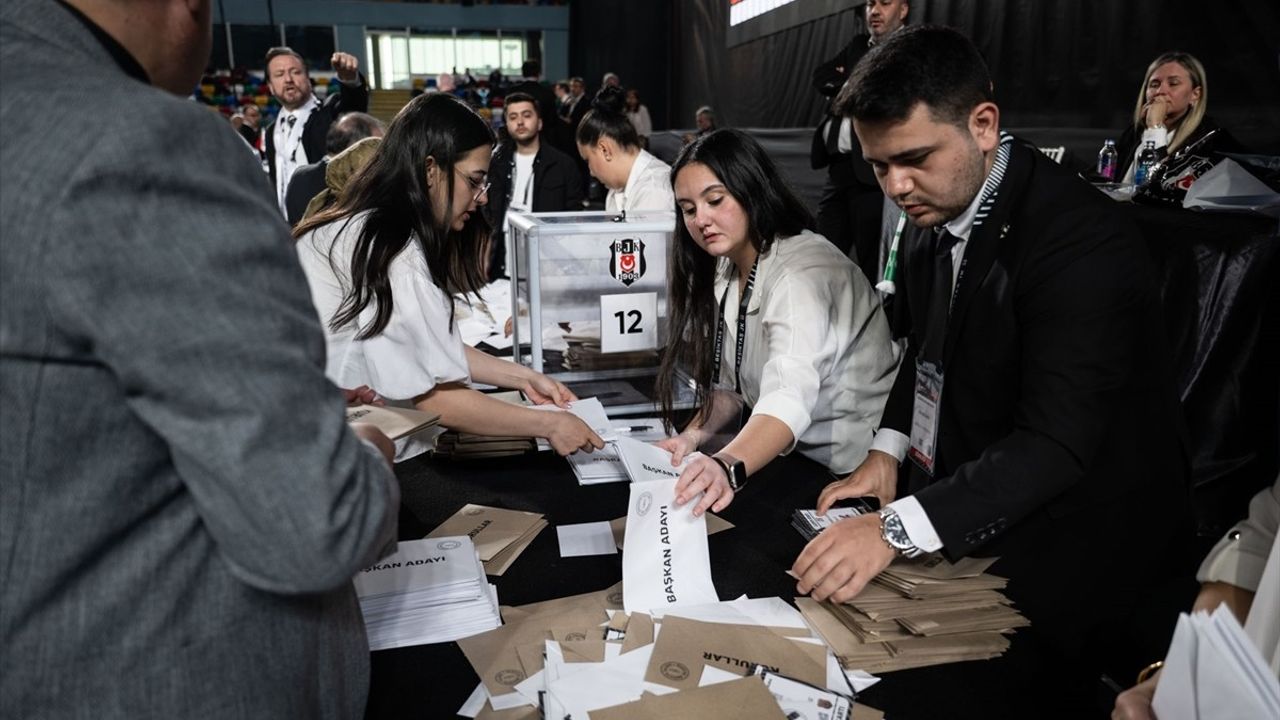 Beşiktaş Kulübü Genel Kurulu Sonuçlandı: Başkan Adayları Serdal Adalı ve Gürkan Aksoy Yarıştı