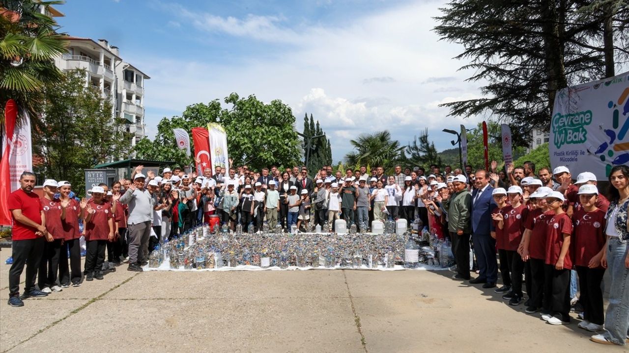 Bilecik'te 5 Ayda 2 Ton 543 Kilogram Atık Pil Toplandı