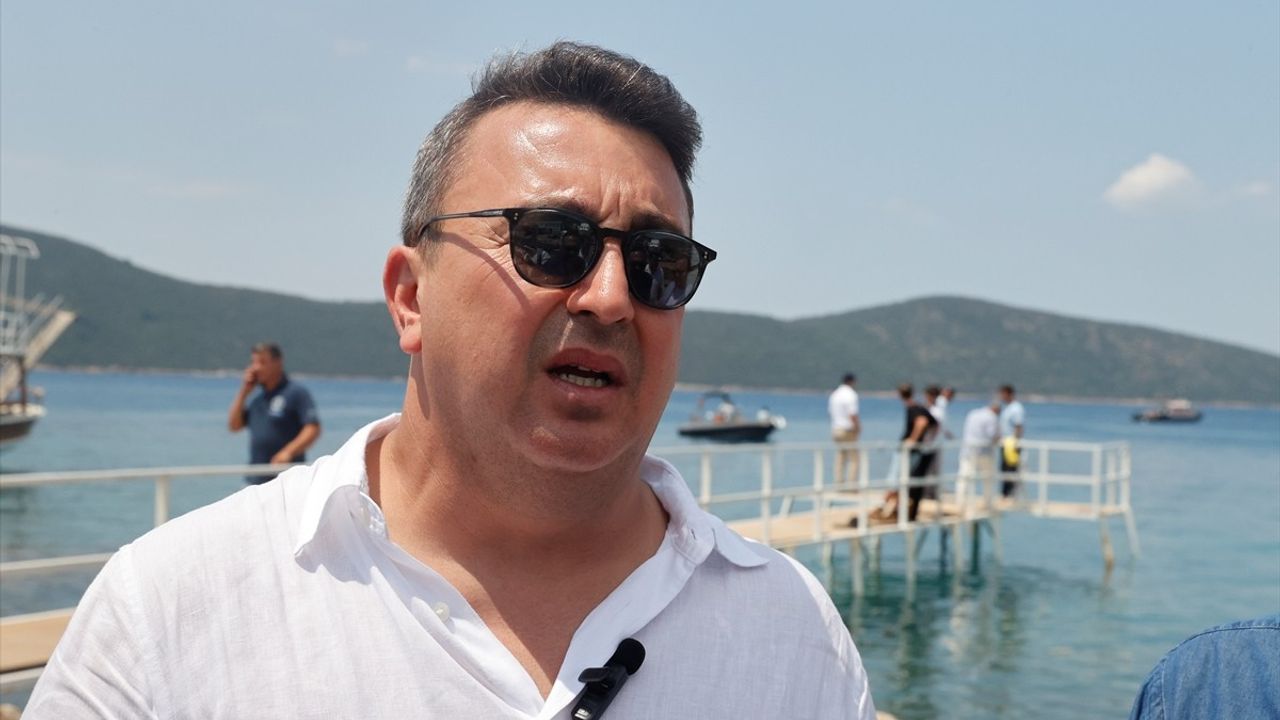 Bodrum'da 1,2 Milyar Lira Değerinde Süper Yat 'Legasea' Denize İndirildi