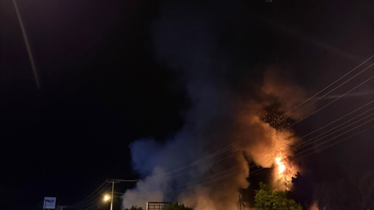 Bodrum'da İş Yerinde Yangın Söndürüldü