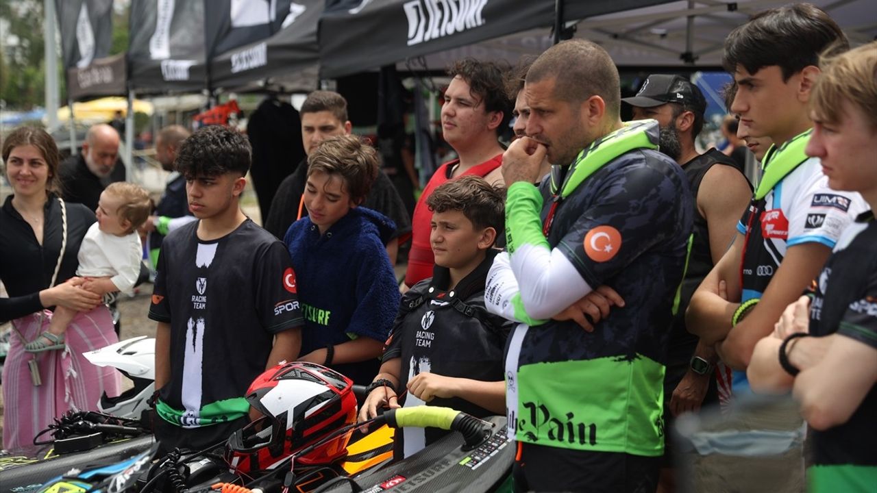 Bodrum'da Su Jeti, Flyboard ve Motosurf Türkiye Şampiyonası Başladı