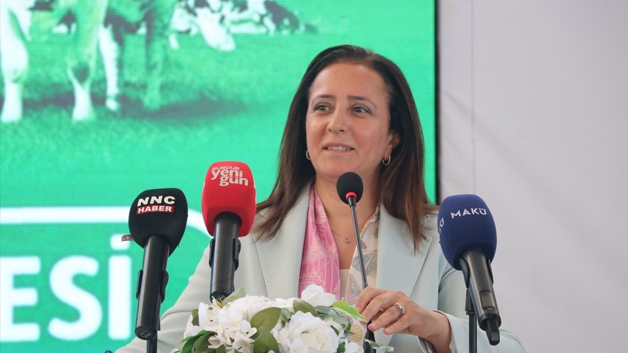 Burdur'da 10. Teke Yöresi Tarım ve Hayvancılık Fuarı Başladı