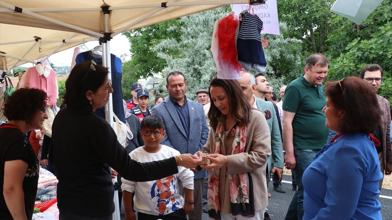 Burdur DoğaFest'te Gül Hasadı ve Doğa Okulu Etkinlikleri Gerçekleşti