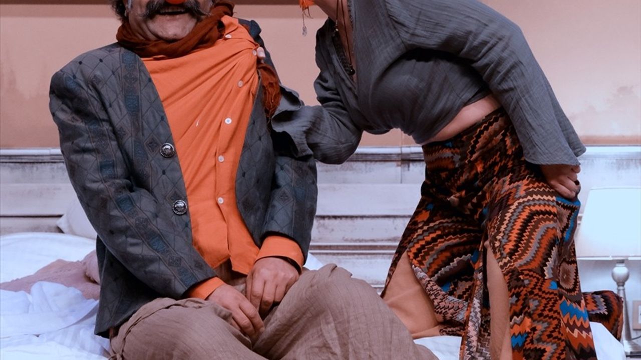 Bursa Devlet Tiyatrosu, 'Kahvaltı Dahil' ile Sahne Alıyor