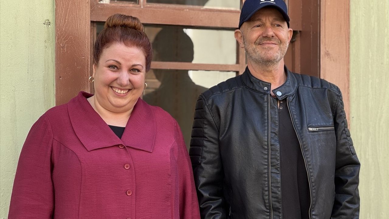 Çağan Irmak ve Meltem Kaptan, 'Adile' Filmini Anlattı: Usta Oyuncunun Hayatına Saygı Duruşu