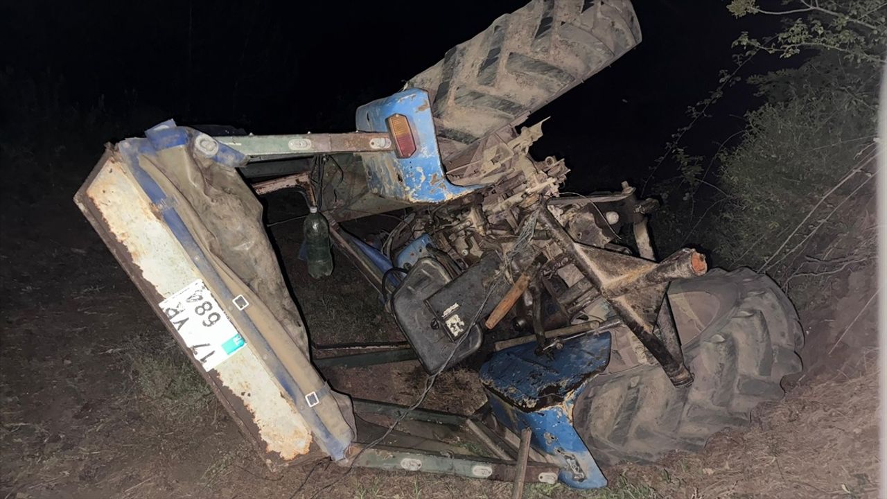 Çanakkale'de Trajedi: Devrilen Traktör Altında Kalan Sürücü Hayatını Kaybetti