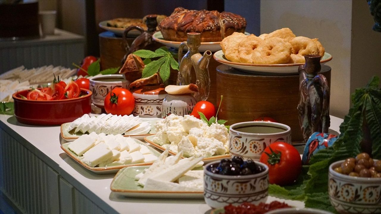 Çanakkale Kahvaltısı Akademisyenlerin Reçeteleriyle Gün Yüzüne Çıkıyor