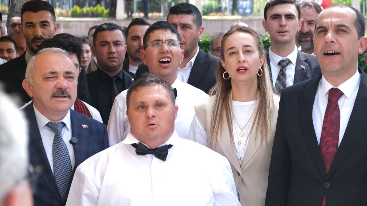 Çankırı'da Engelli Bireylerin İstihdam Edildiği 'Bizim Kafe' Açıldı