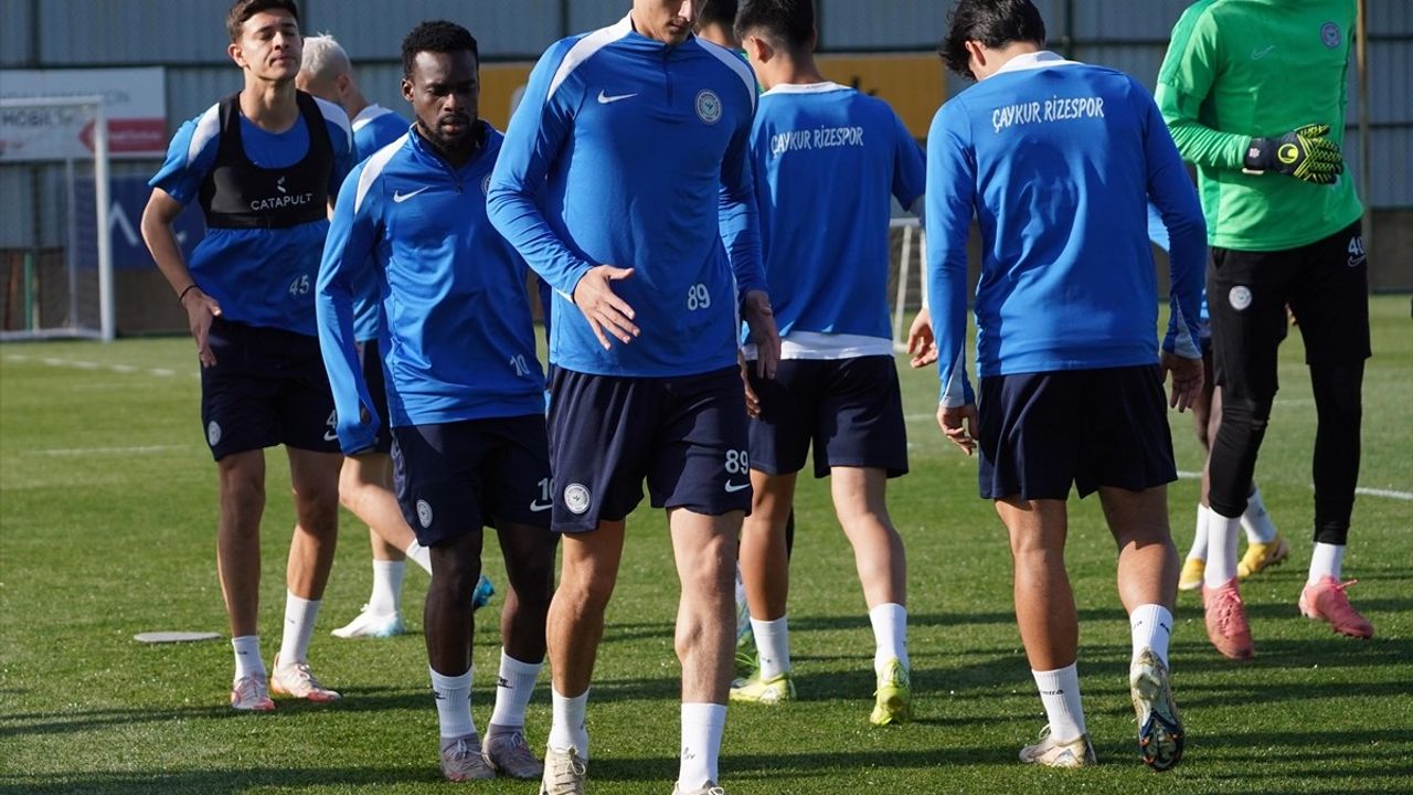 Çaykur Rizespor, Beşiktaş Maçına Hazırlıklara Başladı