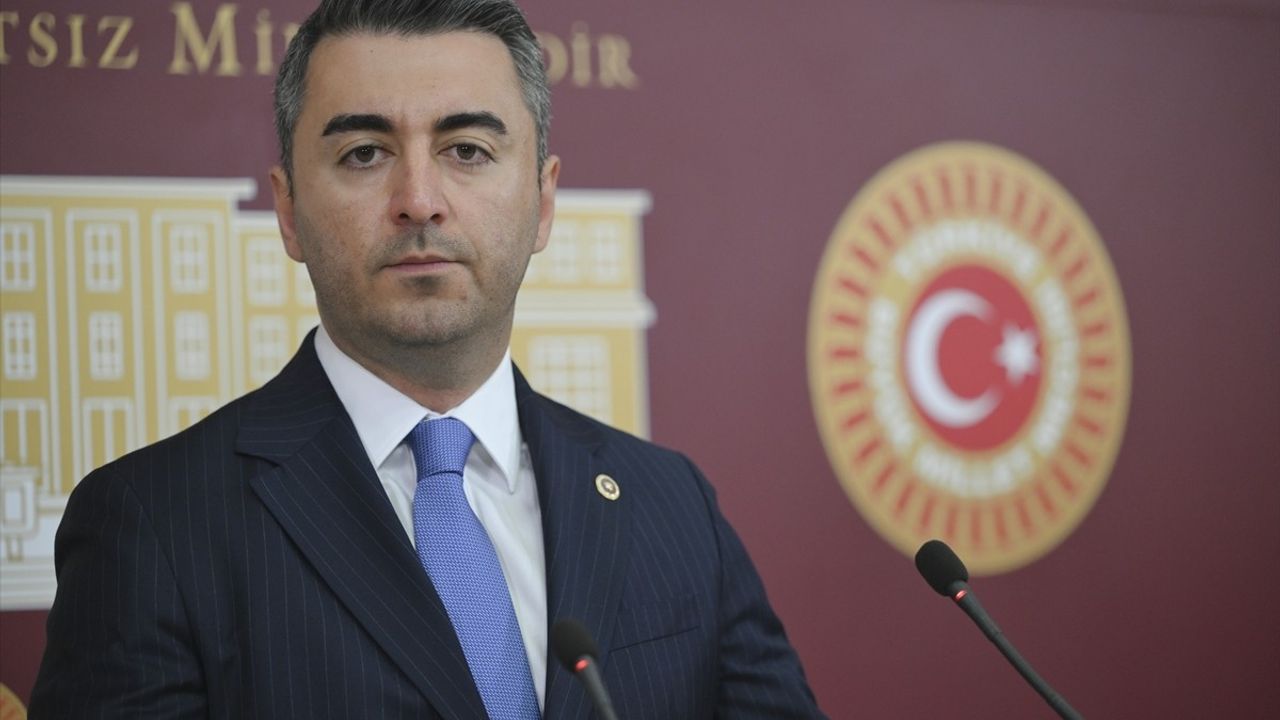 Cem Avşar: Şehirler Depreme Dayanıklı Hale Getirilmeli