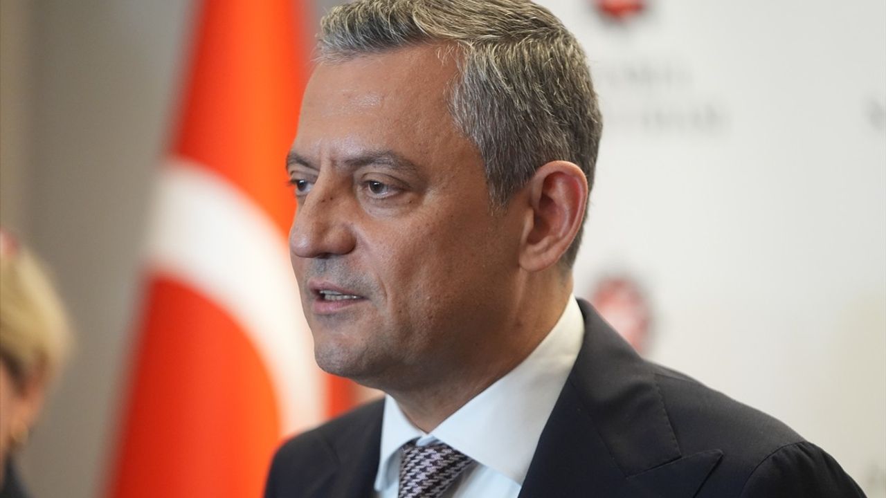 CHP Genel Başkanı Özel'den TÜSİAD ve İSO'ya Önemli Ziyaretler