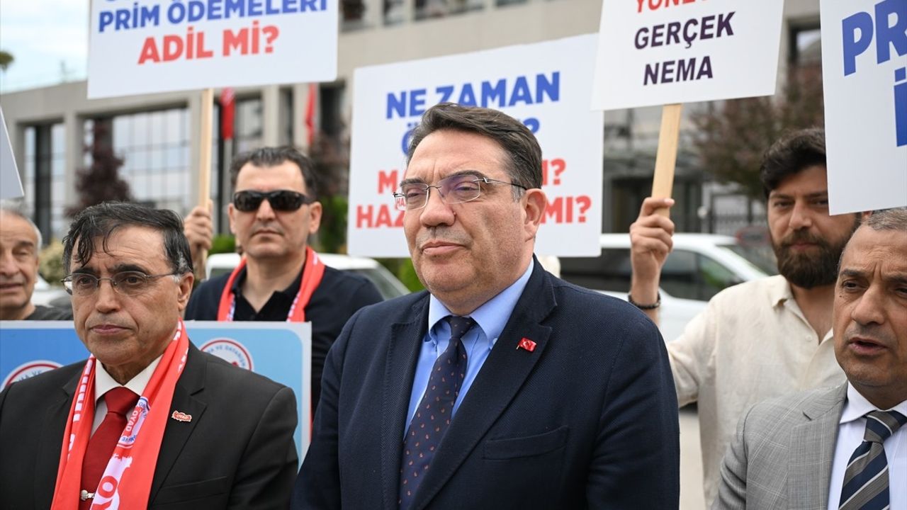 CHP'li Bağcıoğlu OYAK Genel Müdürlüğü Önünde Önemli Açıklamalar Yaptı