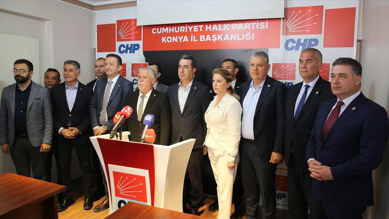 CHP'li Erhan Adem: 'Kutuplaştırmak Değil, Mutluluk İçin Mücadele Ediyoruz'