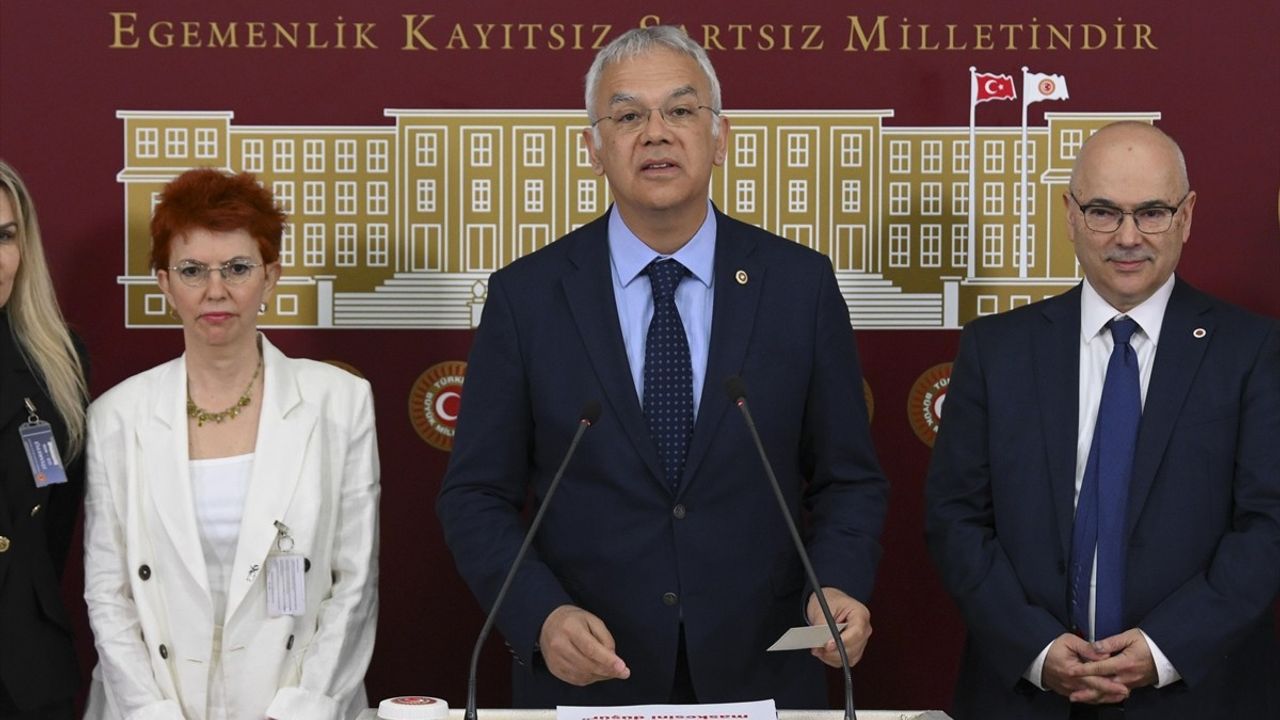 CHP'li Vekillerden Tütün ve Elektronik Sigara ile Mücadele Çağrısı