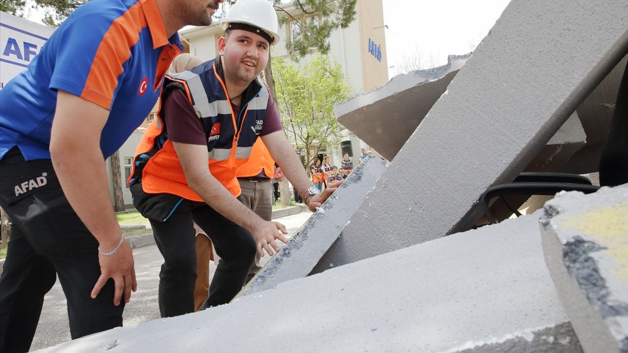Çorum'da Engelliler, AFAD Arama-Kurtarma Etkinliğine Katıldı
