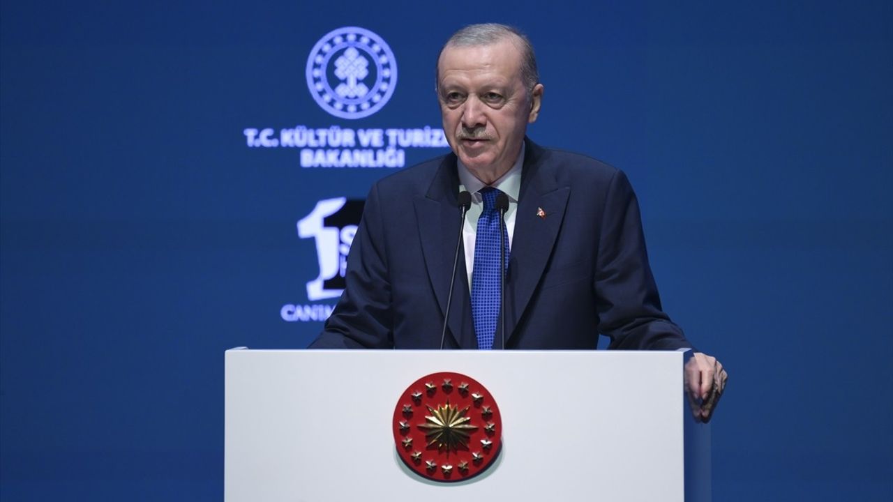 Cumhurbaşkanı Erdoğan: 'İstanbul, Medeniyetimizin Çınarı'