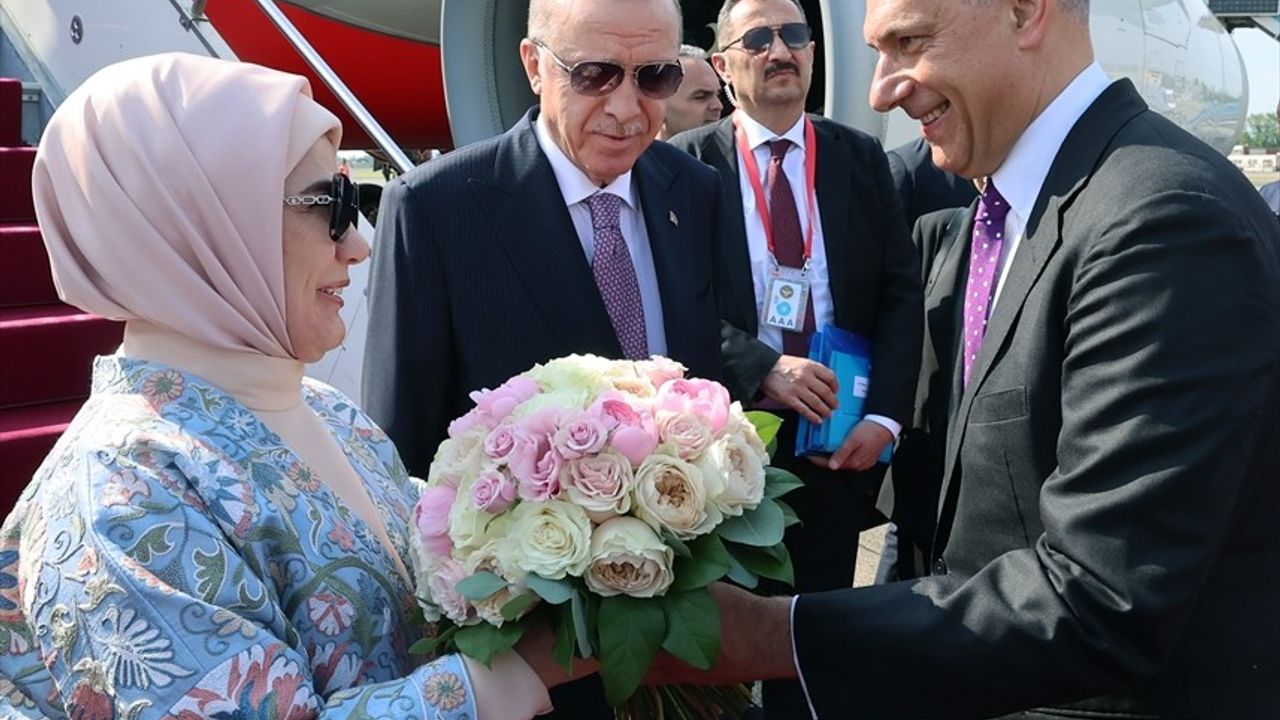 Cumhurbaşkanı Erdoğan, Macaristan'da TDT Zirvesine Katıldı