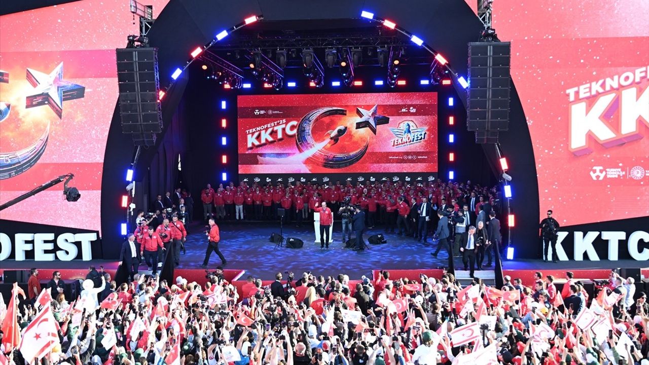 Cumhurbaşkanı Erdoğan, TEKNOFEST KKTC'de Geleceğin Teknolojilerine Vurgu Yaptı