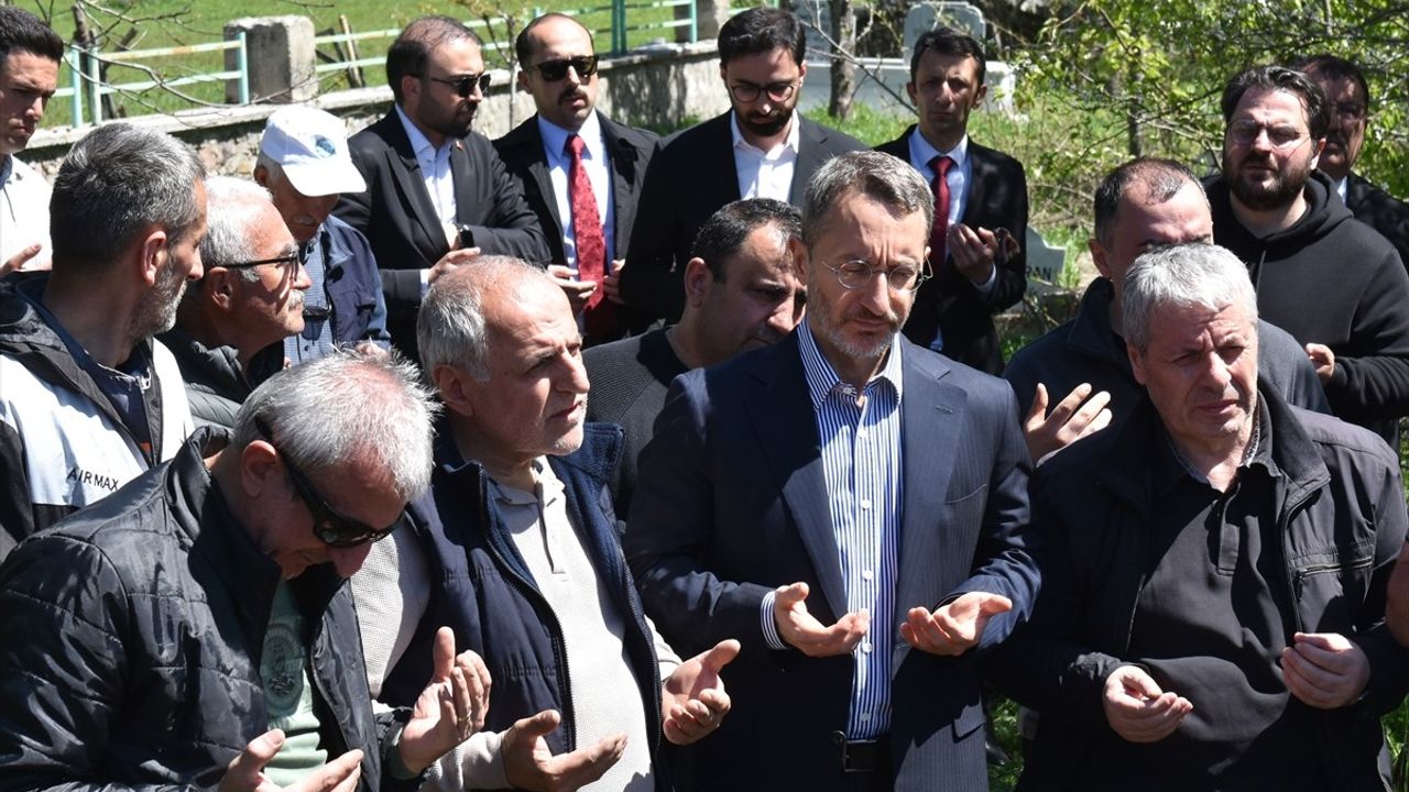 Cumhurbaşkanlığı İletişim Başkanı Fahrettin Altun'un Amcası Toprağa Verildi