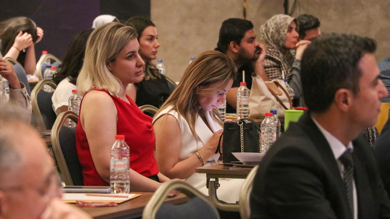 Diyarbakır'da Kadın Sağlığına Dair Güncel Konular Tartışılıyor
