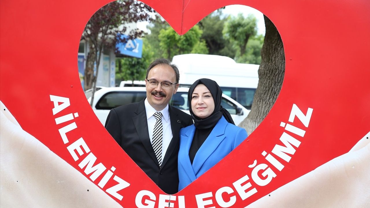 Diyarbakır, Siirt, Elazığ ve Şırnak'ta Aile Haftası Kortej Yürüyüşü Düzenlendi