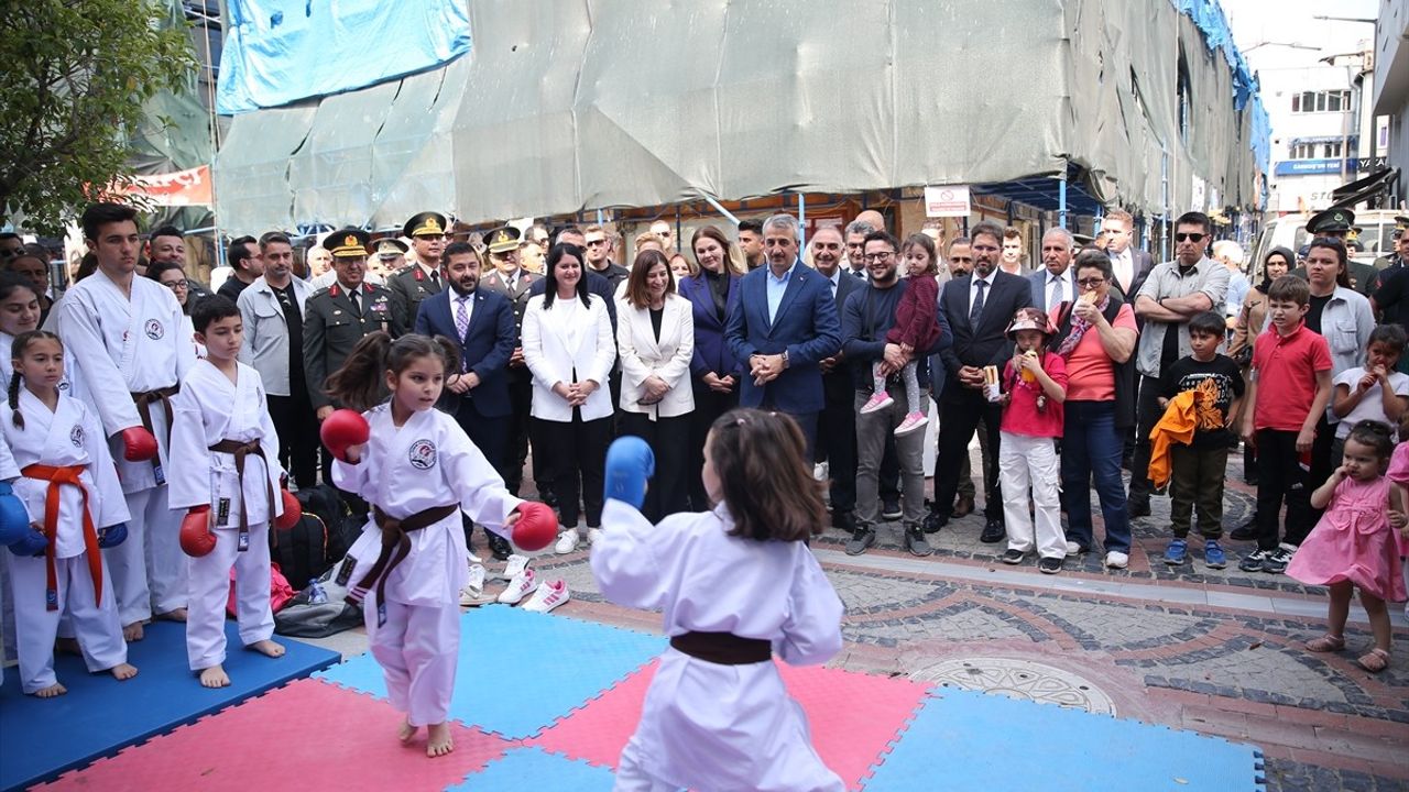 Edirne'de 19 Mayıs Gençlik Şöleni Renkli Etkinliklerle Kutlandı