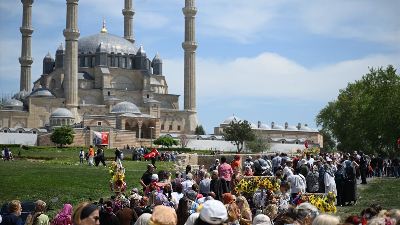 Edirne'de Kakava-Hıdırellez Coşkusu Dört Gün Sürecek