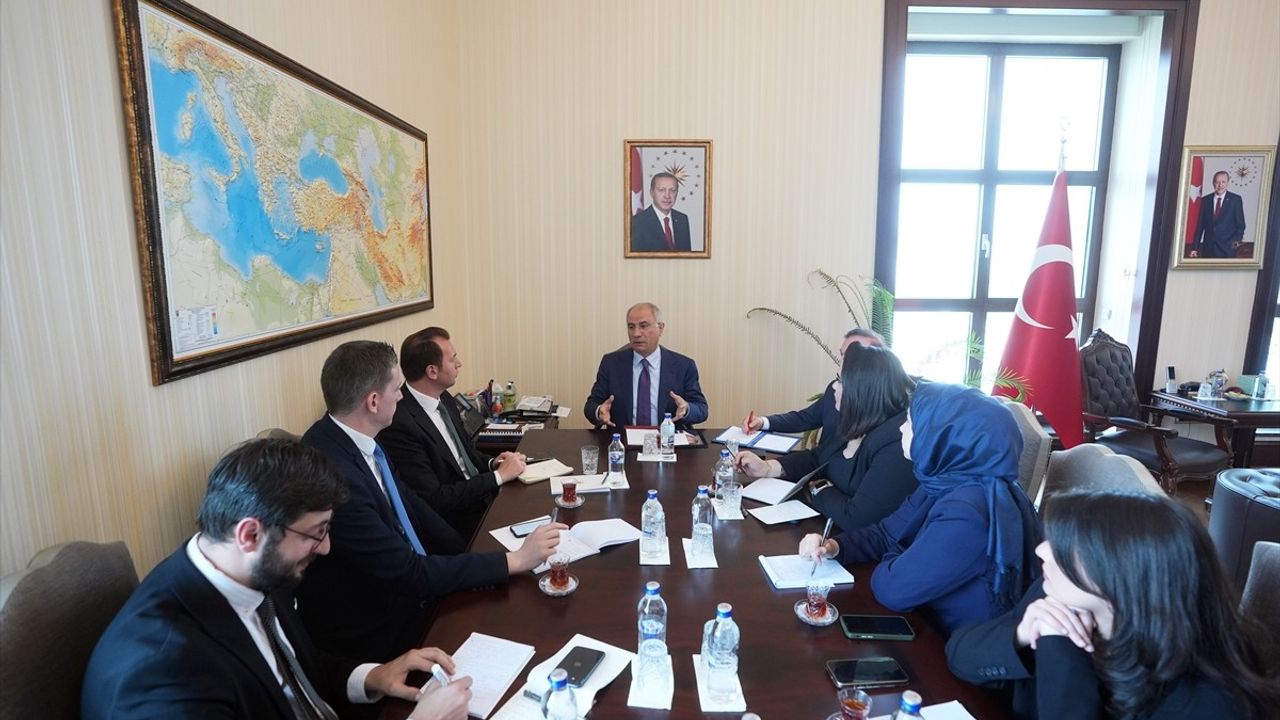 Efkan Ala'dan Yeni Anayasa Çağrısı: "Muhalefetle Birlikte Yapmayı Arzu Ediyoruz"