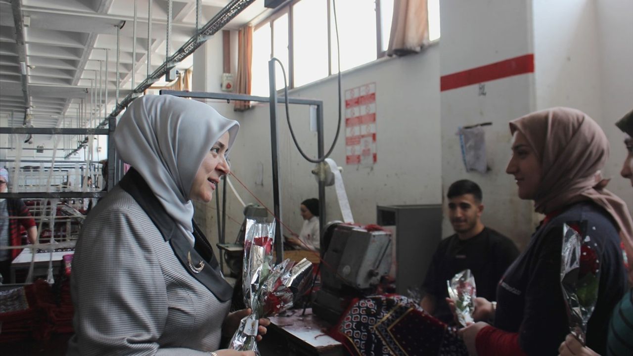 Ercan, Kadın İşçilerle El Ele: 1 Mayıs Emek ve Dayanışma Günü Kutlaması