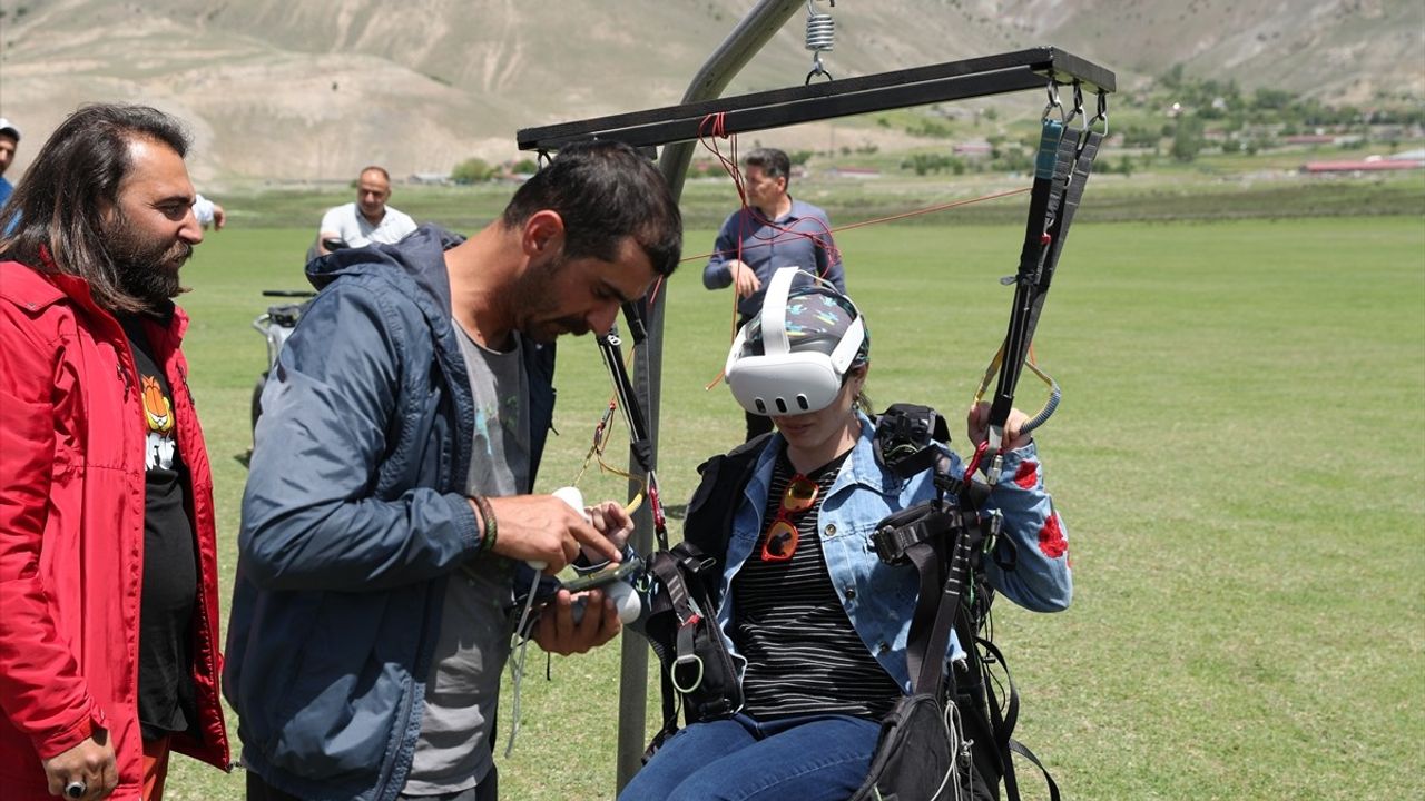 Erzincan'da Engellilere Yamaç Paraşütü ve ATV Keyfi