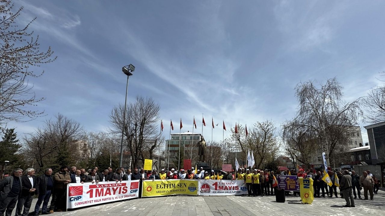 Erzurum'da 1 Mayıs Emek ve Dayanışma Günü Coşkuyla Kutlandı
