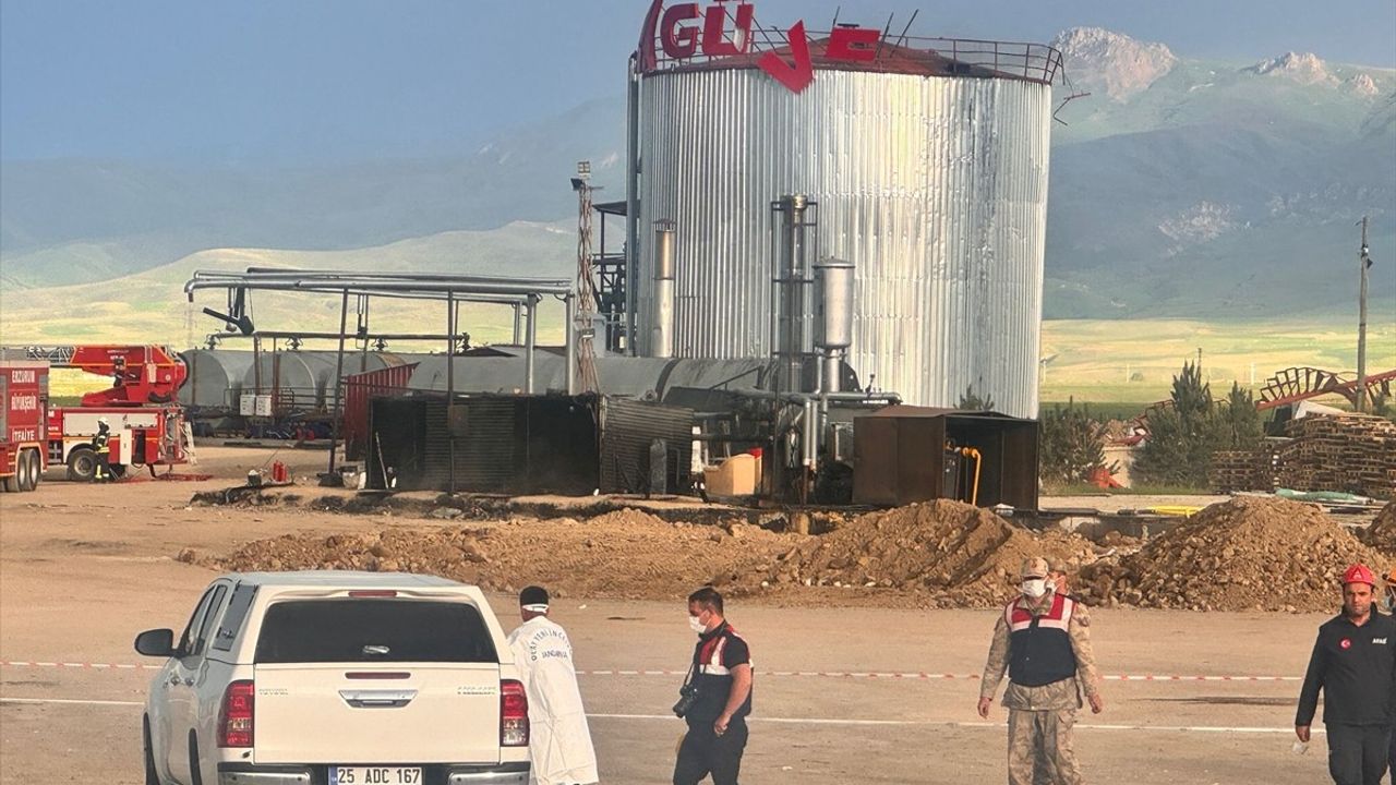 Erzurum'da Asfalt Tesisinde Patlama: 1 Ölü, 1 Yaralı