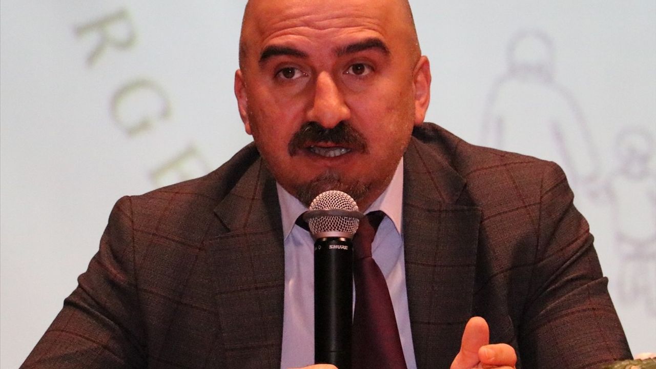 Erzurum'da Çocuk Hakları Üzerine Psikoloji Zirvesi Tamamlandı