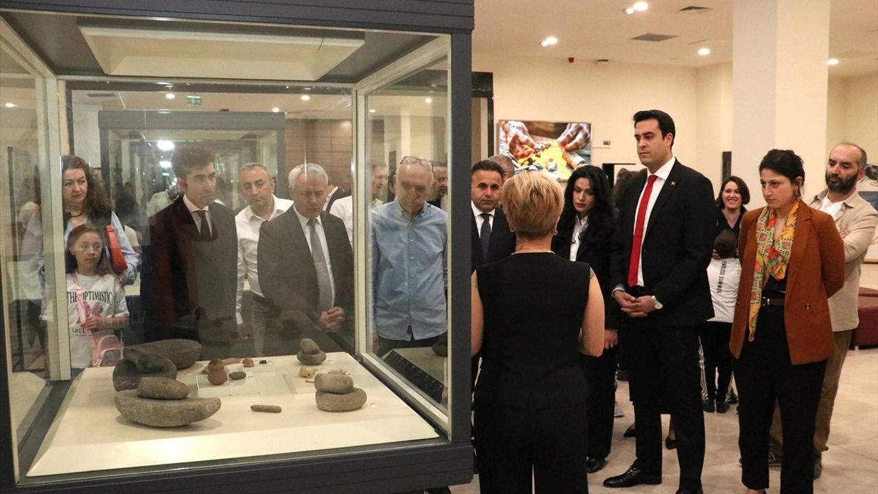 Erzurum'daki 3 Bin Yıl Önce Demir Çağda Eserler İlk Kez Sergilendi