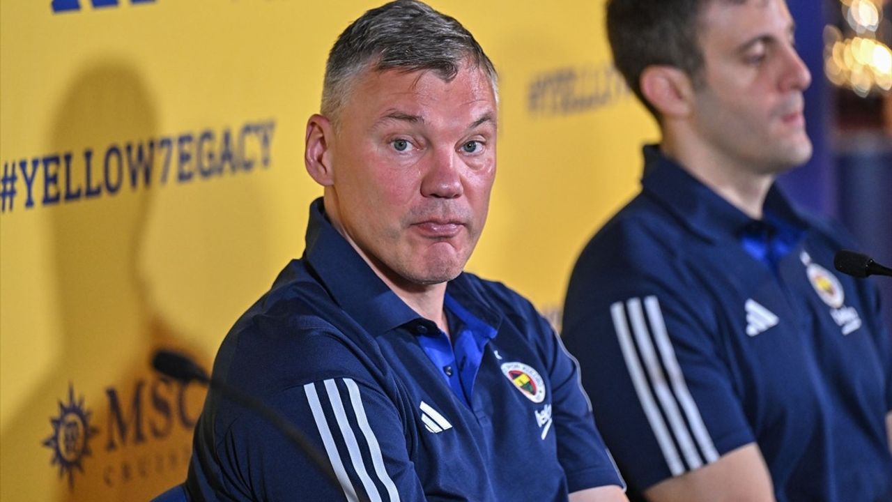 Fenerbahçe Beko, THY Avrupa Ligi Medya Gününde Gazetecilere Açıklamalarda Bulundu