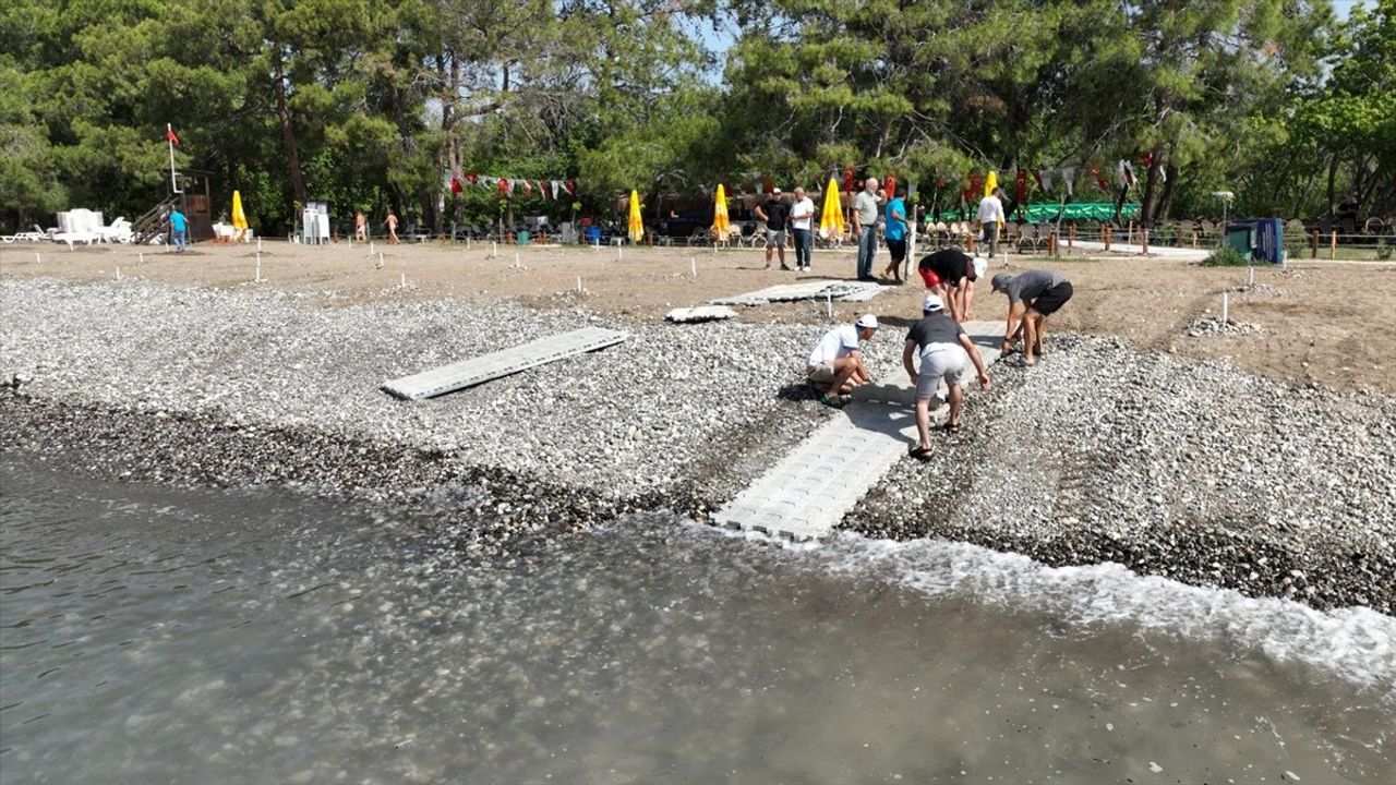 Fethiye'de Engelli Vatandaşlar İçin Plaj Düzenlemesi