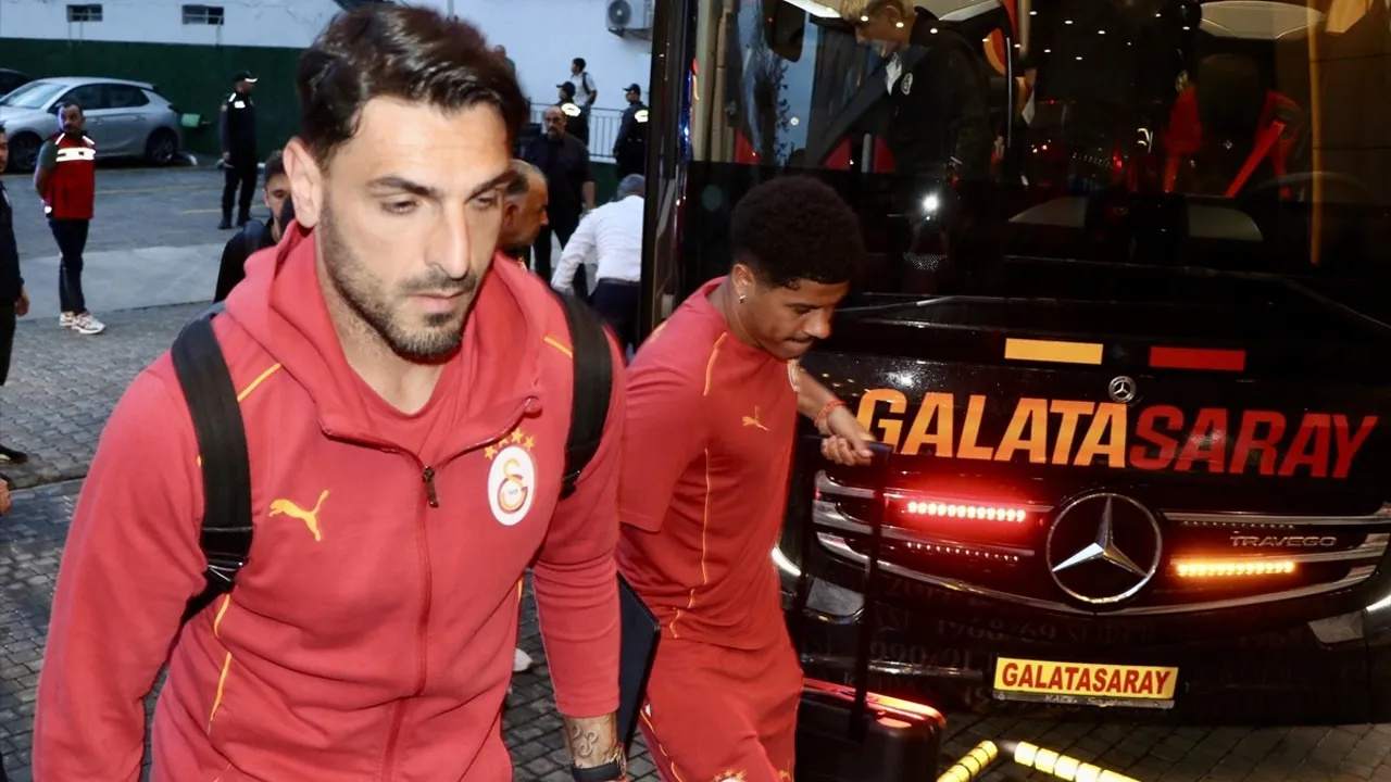 Galatasaray, Trabzon'a Geldi: Taraftarlardan Coşkulu Karşılama