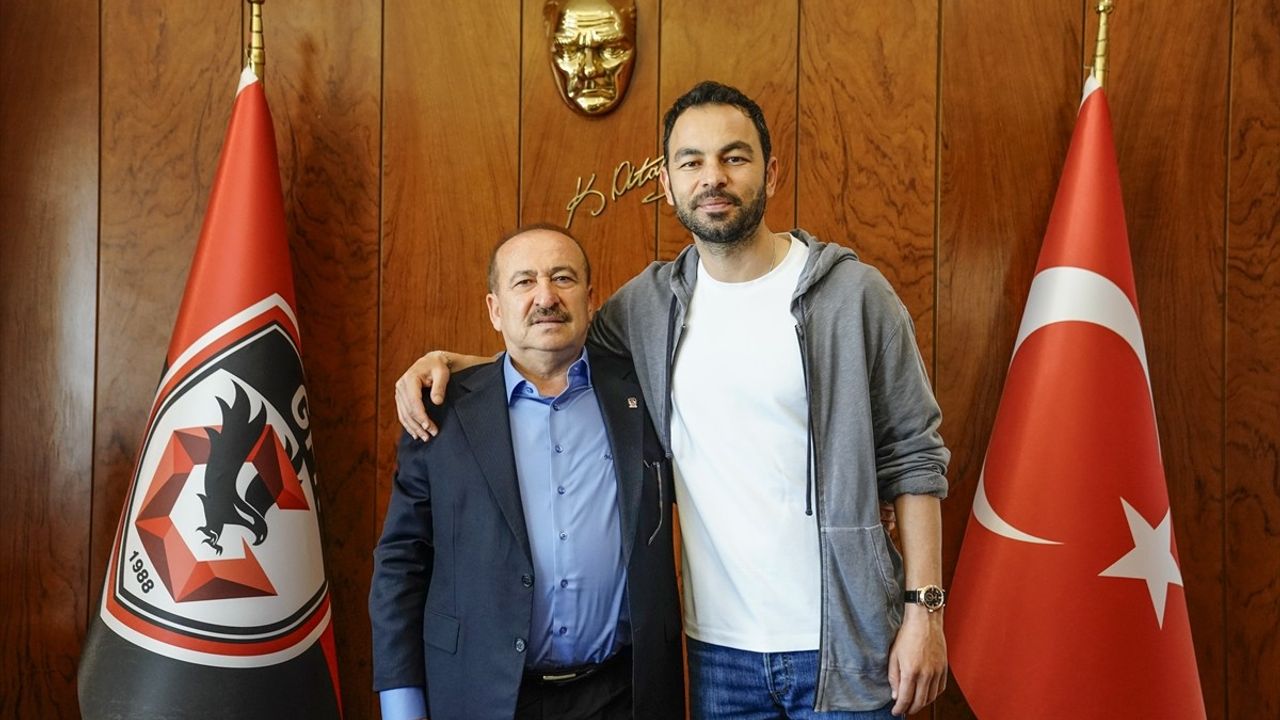 Gaziantep FK, Selçuk İnan ile Yollarını Ayırdı