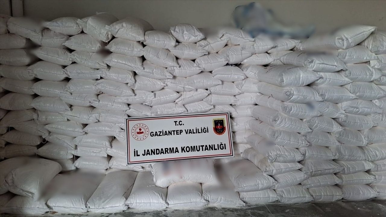 Gaziantep'te 3 Ton 570 Kilogram Sahte Deterjan Ele Ge geçirildi