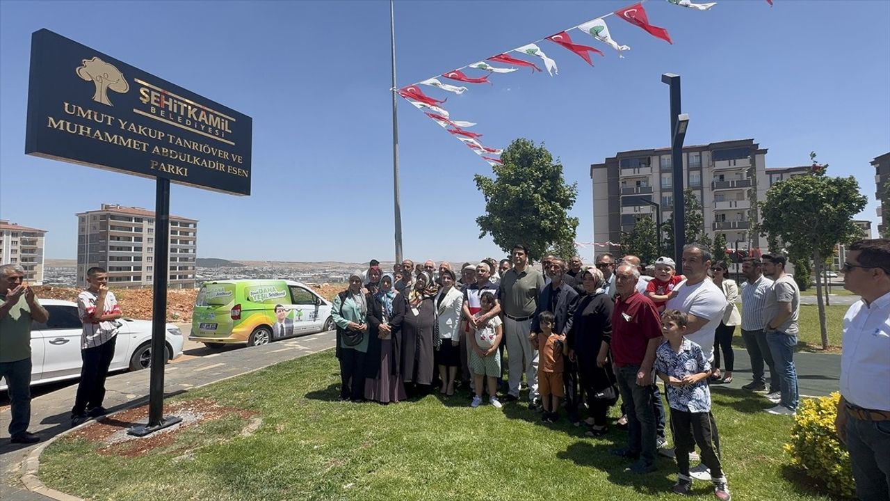 Gaziantep'te Trafik Kazasında Hayatını Kaybeden Muhabirlerin İsimleri Bir Parka Verildi