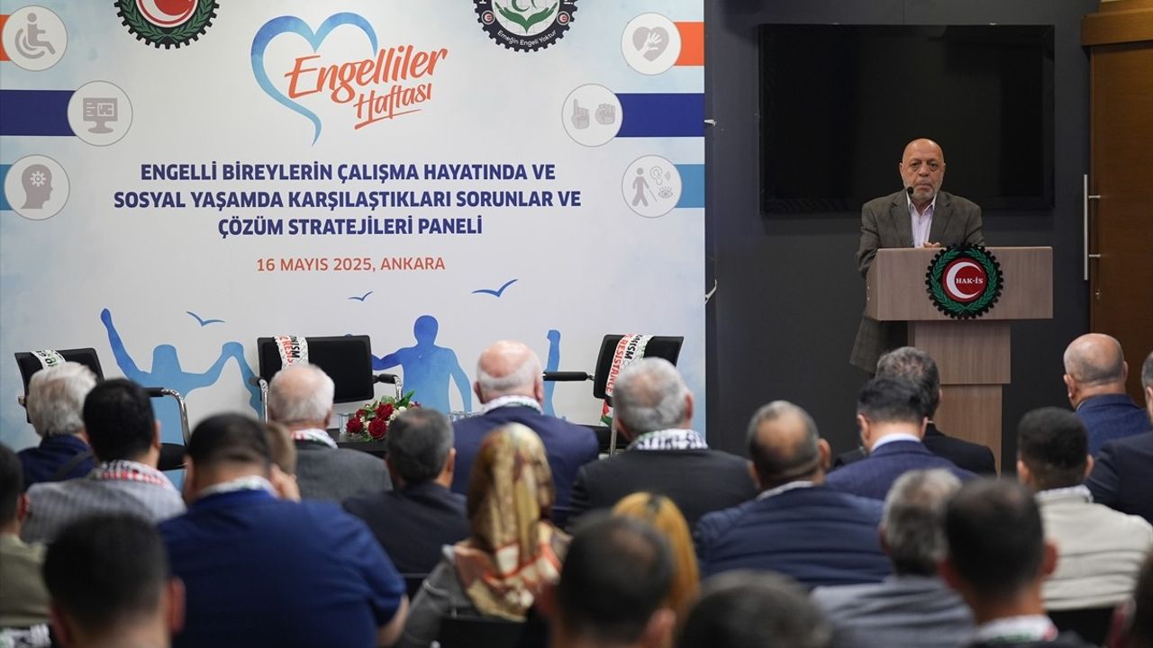 HAK-İŞ Engelliler Haftası'nda Panel Düzenledi