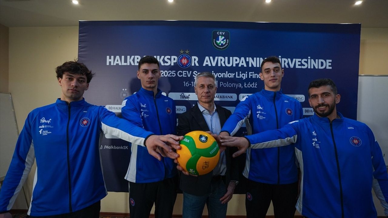 Halkbank, CEV Şampiyonlar Ligi Dörtlü Finali Öncesi Basın Toplantısı Düzenledi