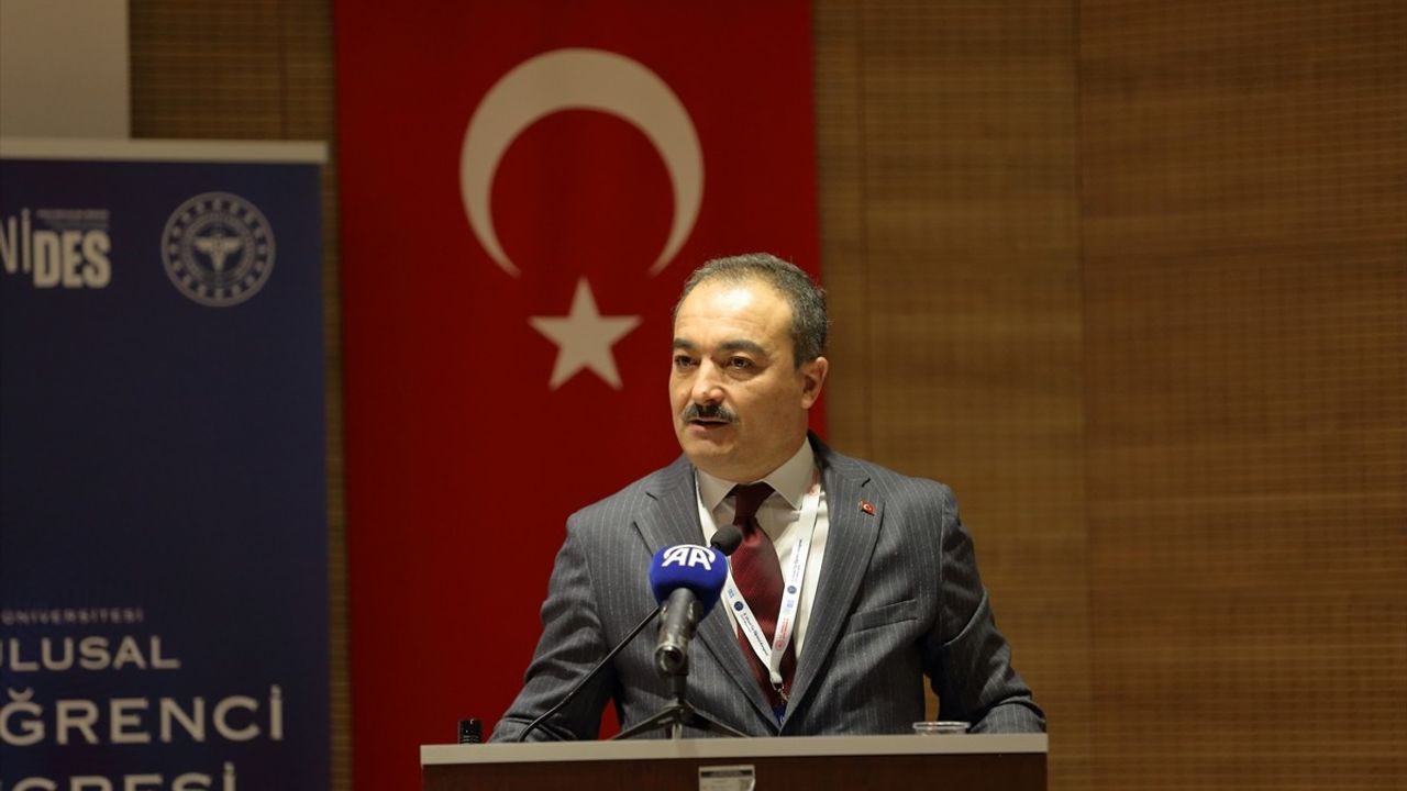 Hitit Üniversitesi 2. Ulusal Tıp Öğrenci Kongresi Coşkuyla Başladı