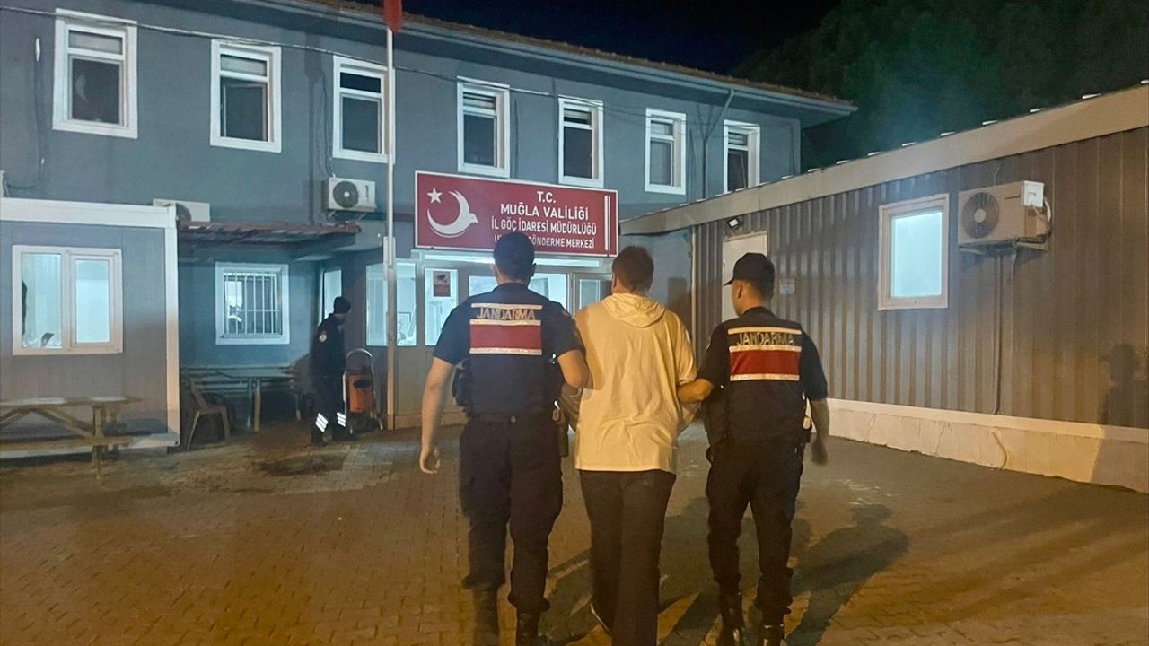 Interpol Tarafından Aranan Kişi Fethiye'de Yakalandı