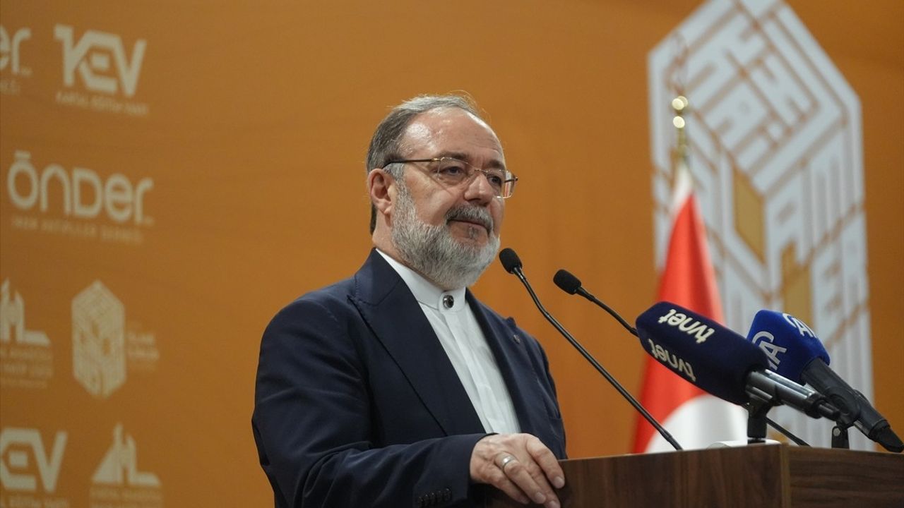 İslami İlimler Çalıştayı '25', Kartal Anadolu İmam Hatip Lisesi'nde Başladı