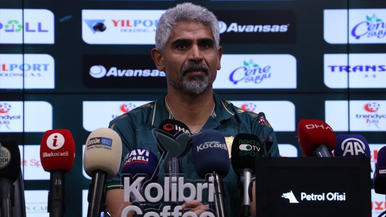 İsmet Taşdemir, Kocaelispor'daki Son Veda Töreninde Duygu Doluydu