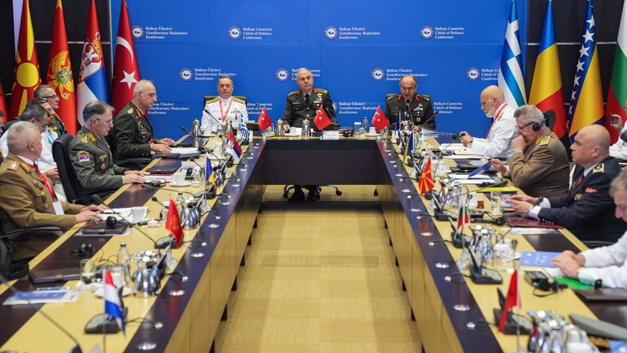 İstanbul'da 18. Balkan Ülkeleri Genelkurmay Başkanları Konferansı Başladı